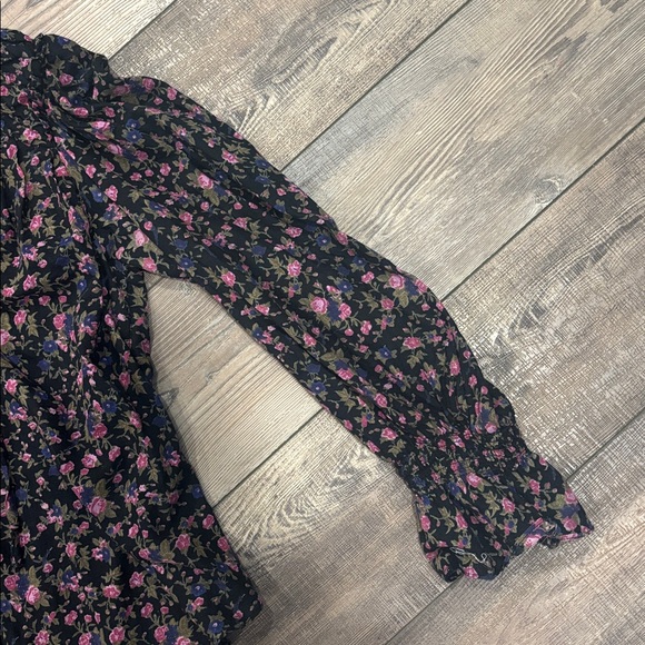 Free People Meant To Be blouse Black Floral - Picture 6 of 10